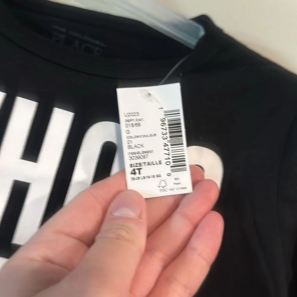 CHILDREN’S PLACE: “WHO’S THE MAN?” Graphic tee: BLACK: NEW WITH TAGS: SIZE 4T